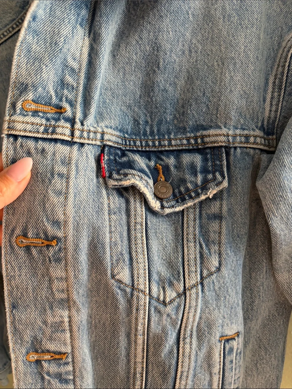 Levi’s Vintage Blue Denim Trucker Jacket - Classic Jean Jacket - Picture 3 of 15